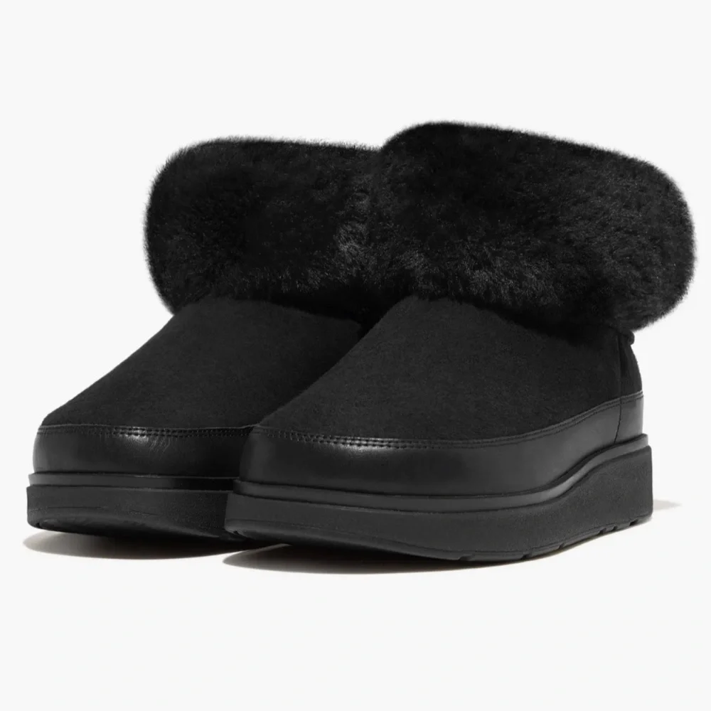 NEW FITFLOP women's gen-ff mini double-faced shearling boots in all black